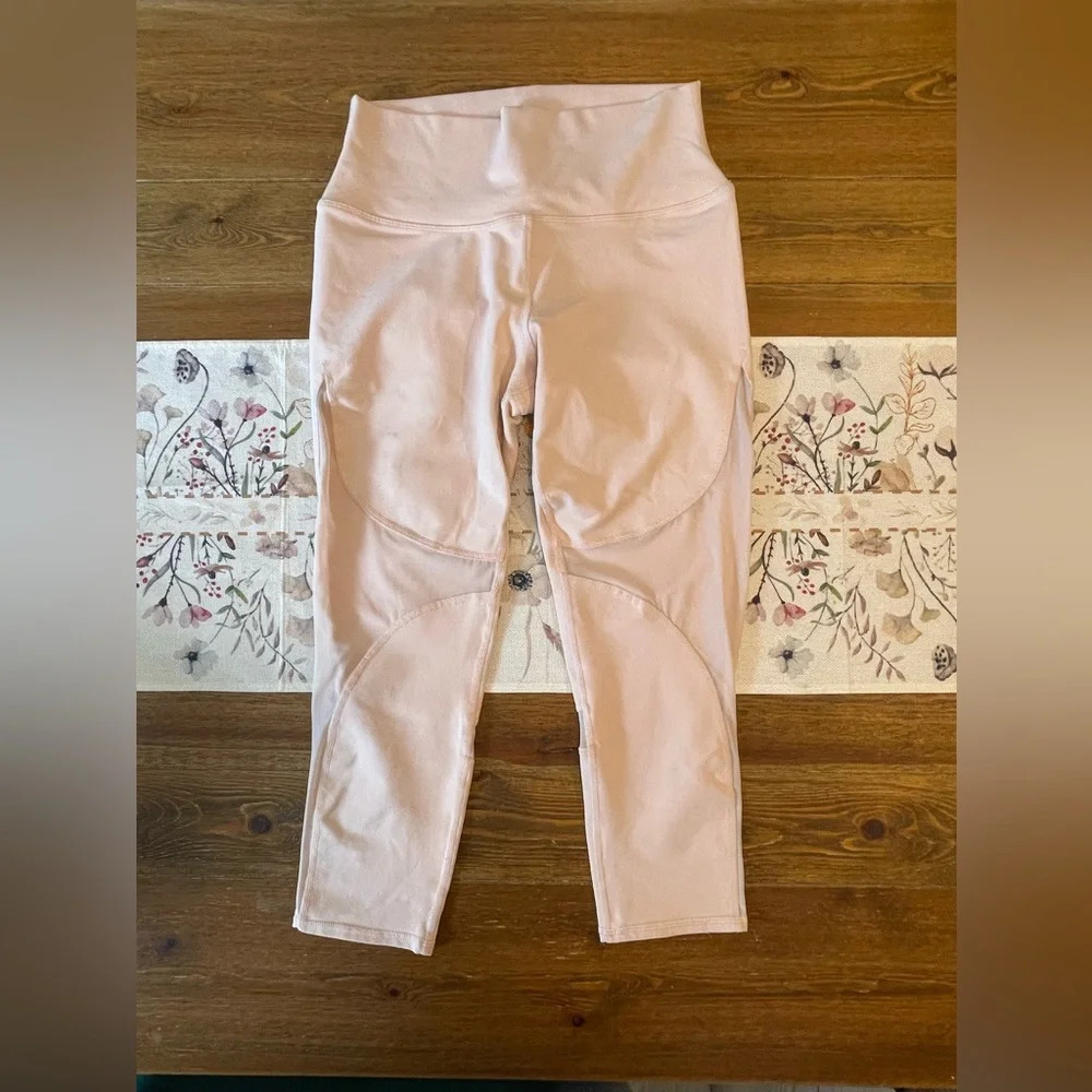 Alo | Yoga Workout Leggings | Blush Pink | Sheer Panels | Women’s L
